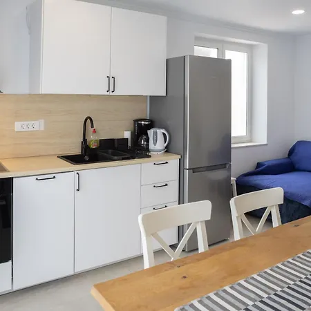 Slavica Apartment Pomena