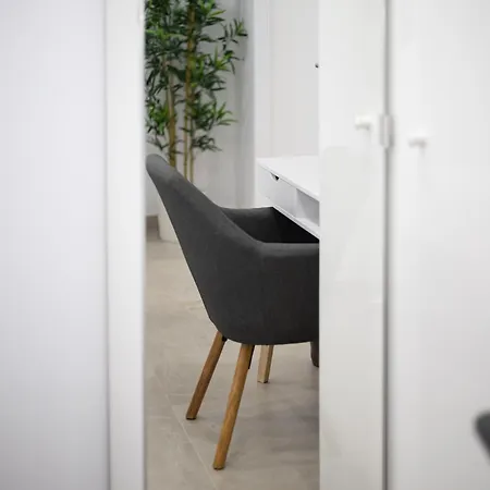 Slavica Apartment Pomena