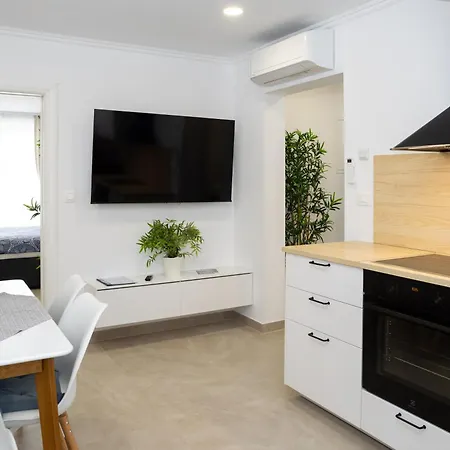 Slavica Apartment *