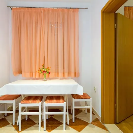 Slavica Apartment *